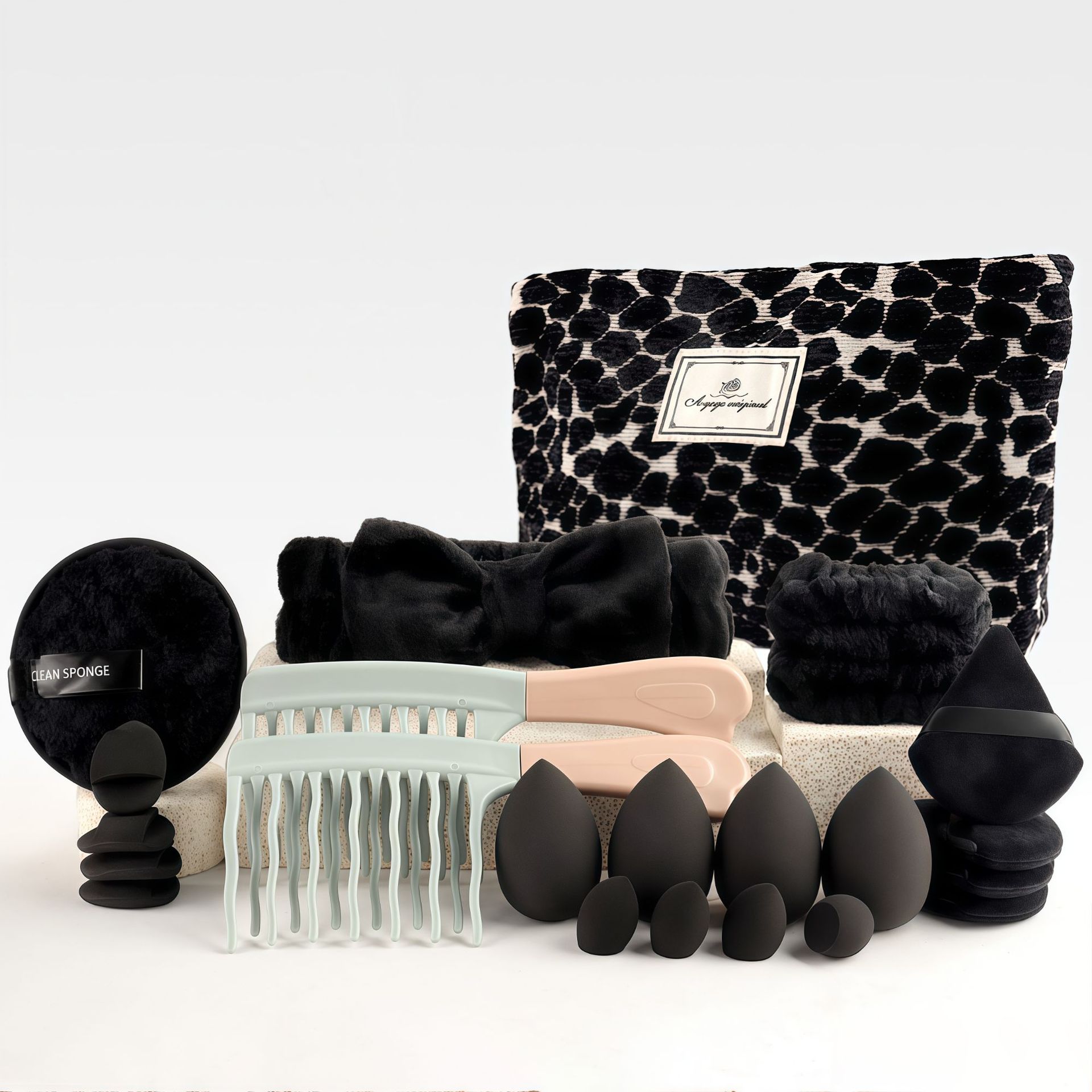 Makeup Brush Set Chic Fragranc - đánh giá và giá Beauty Bag Makeup