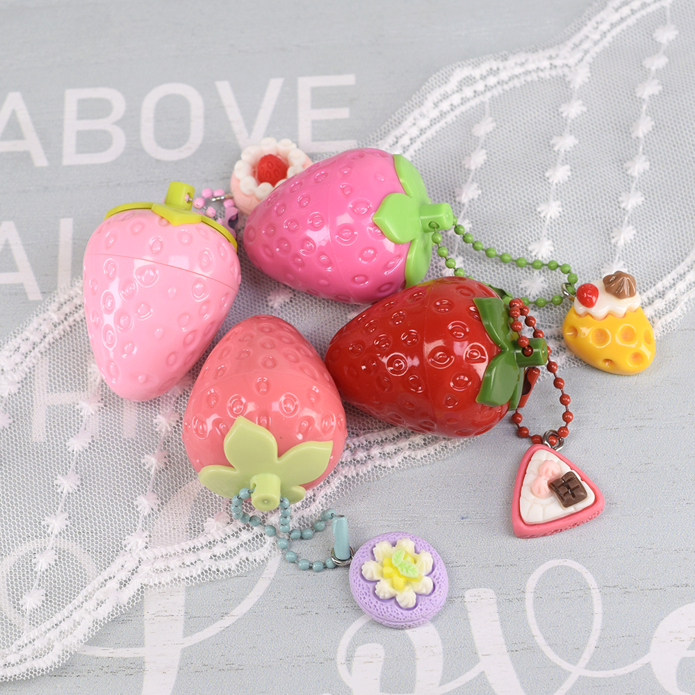 Cute Lip Balm Strawberry Wrink - đánh giá và giá Lip Gloss Plumping