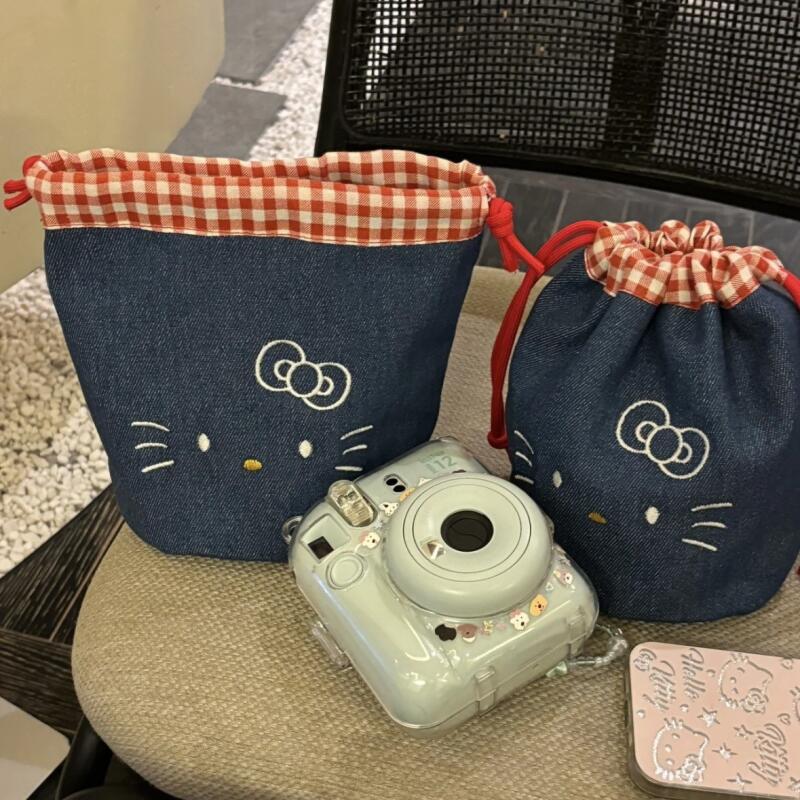 Sanrio Hello Kitty Portable Co - đánh giá và giá Beauty Bag Makeup
