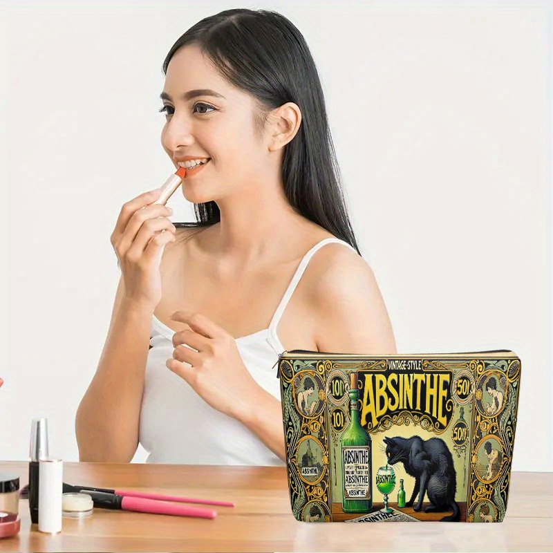 1 Piece, Black Cat and Absinth - đánh giá và giá Beauty Bag Makeup
